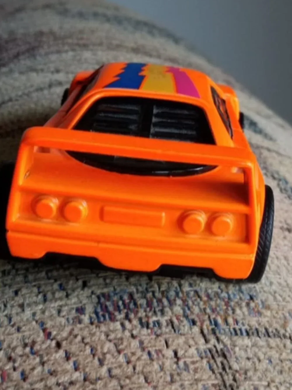 Vintage 1987 Arco Mattel Ferrari Pull Back & Go Racer w/Spoiler + Black Louvers